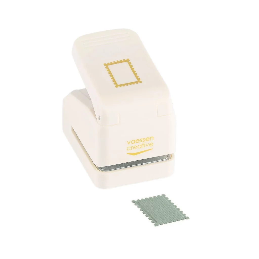 image représentant la perforatrice et le résultat de la découpe